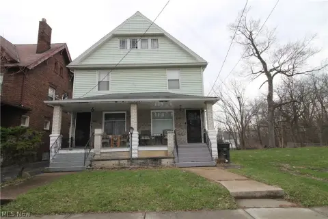 Cleveland Duplex: Investment Opportunity