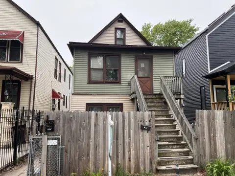 Albany Park Multifamily Investment Opportunity