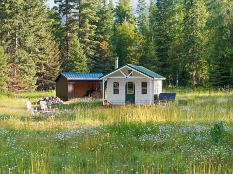 Enchanted Woodland Sanctuary Near Echo Lake