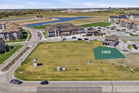 Grand Island Commercial Lots