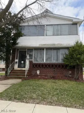 Cleveland Duplex: Investment Opportunity