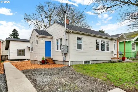 Updated Multifamily Property in Portland