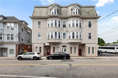 Mixed-Use Building with 12 Units