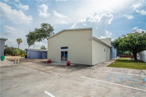 Flexible Commercial Space with Two Bathrooms