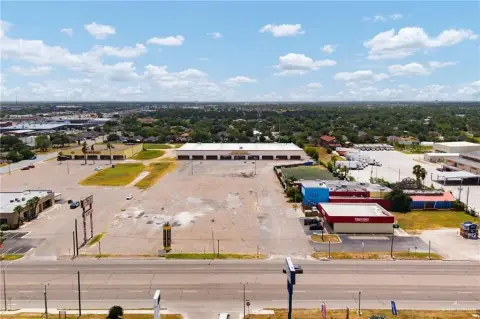 Standalone Retail Building