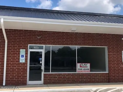 High-Traffic Retail Space Available