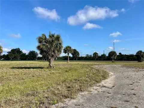Oversized Homesite in Rotonda Meadows