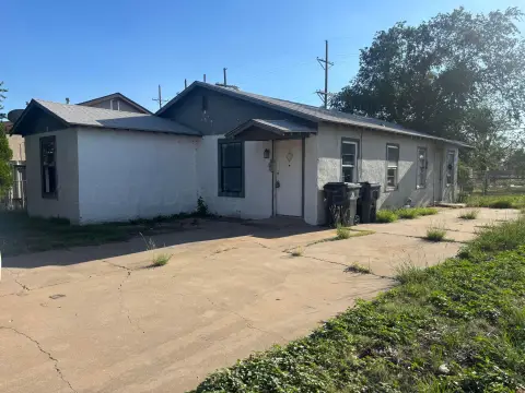 Duplex with Separate Utility Services