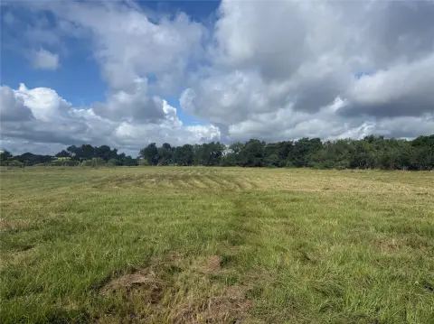 Waterfront Recreational Land Tract
