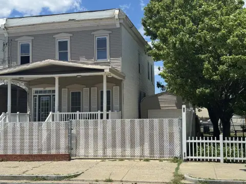 Duplex with Studio and 2BR Unit