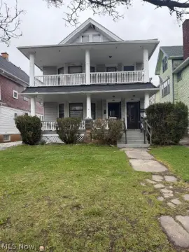 Income-Producing Triplex in Cleveland, OH