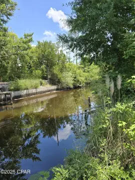 Waterfront Land in Panama City