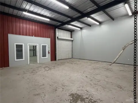 McAllen Commercial Space Sublease