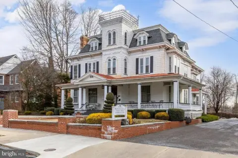 Professional Office Space Near Courthouse