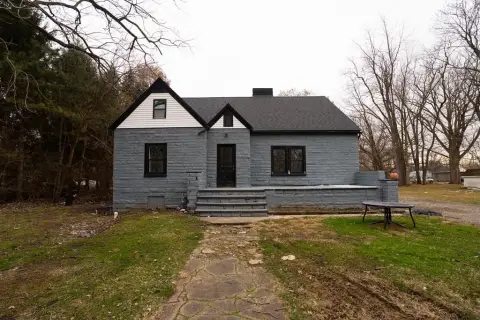 Renovated Cape Cod Duplex