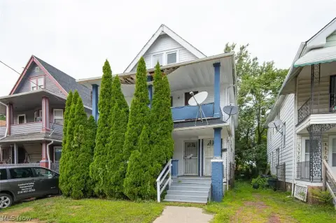 Rehabilitated Duplex with Updated Systems