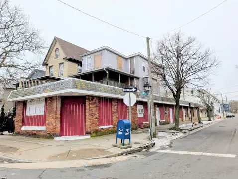 Corner Mixed-Use Retail and Residential