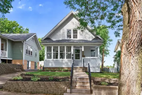 Duplex with Enclosed Porch