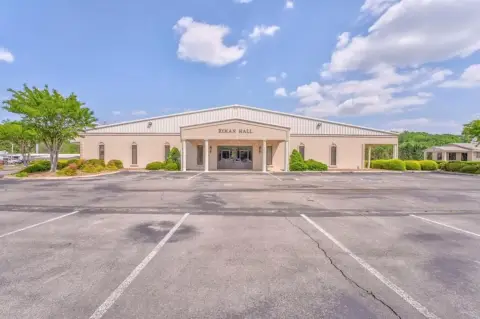 Multi-Use Facility on Corner Lot