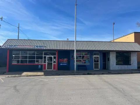 Tishomingo Commercial Buildings For Sale