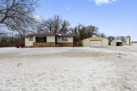 Versatile Rural Property with Hangar