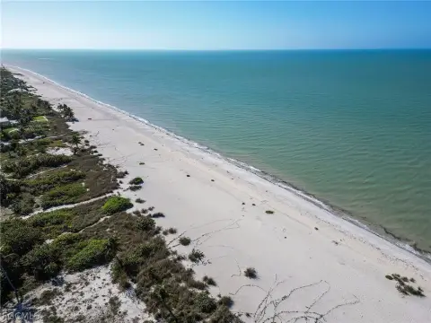 Sanibel Island Buildable Homesite