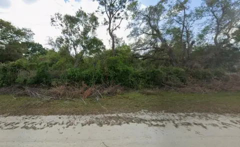 Spacious Residential Lot in Okeechobee