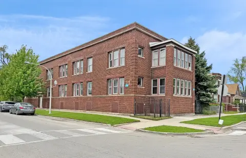 6-Unit Brick Apartment Building