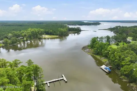 Wooded Creekfront Land