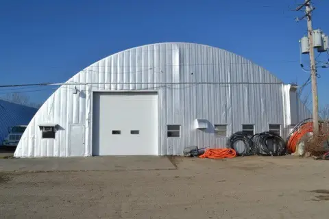 Warehouse with 16' OH Door