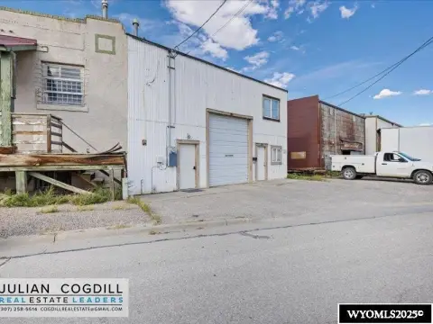4200 SF Warehouse/Shop in Casper