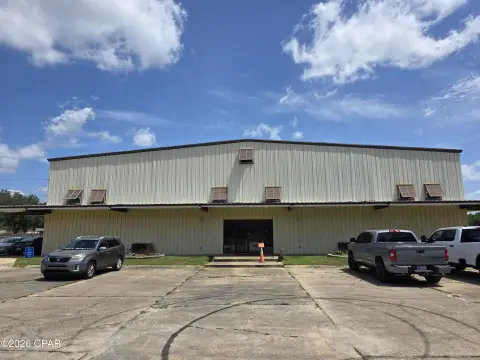 Mixed-Use Industrial Property