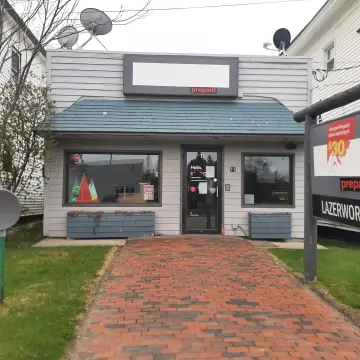 Open-Plan Storefront Retail Building