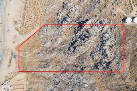 Prime Freeway Development Opportunity