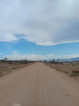 Phelan, CA Commercial Land