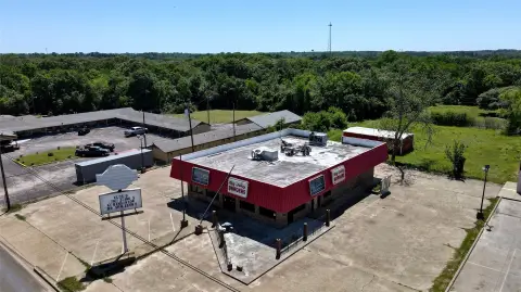 Restaurant Building with Road Frontage