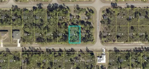 Quarter Acre Lot in Fort Myers