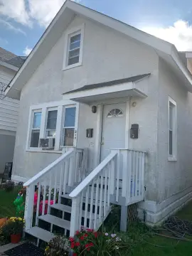 Two-Unit Duplex with Four Bedrooms