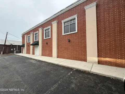 Macclenny Office Suite For Rent