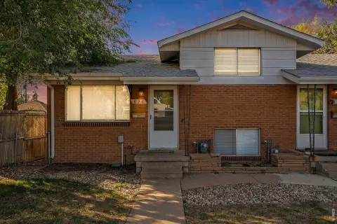 Side-by-Side Duplex with Separate Yards