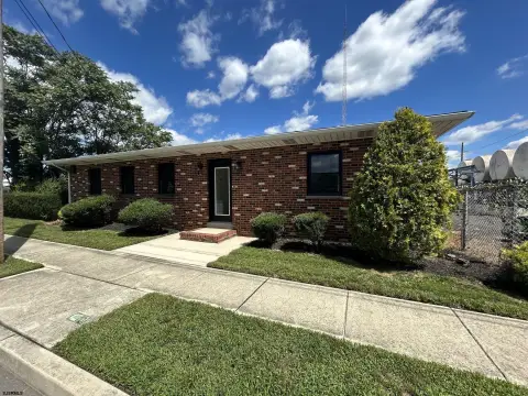 Remodeled Brick Office Units