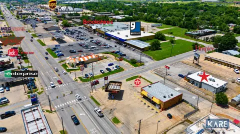 Freestanding NNN Commercial Building