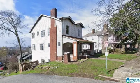 Triplex with Covered Front Porch