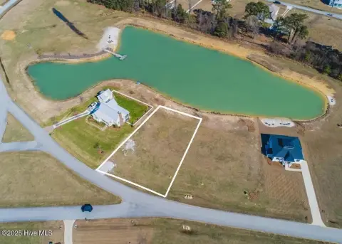 Lakefront Homesite in Growing Community