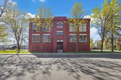 Spokane Landmark Apartment Building