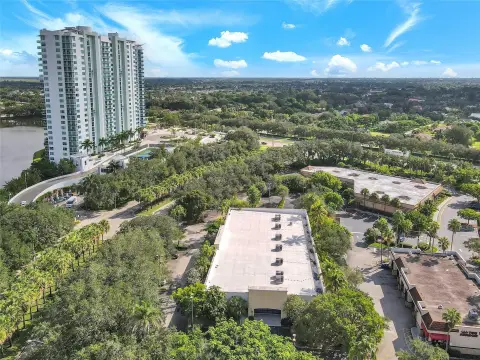 Sunrise Showroom on Sawgrass Mills