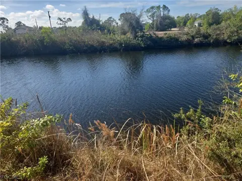 Residential Lot in Cape Coral