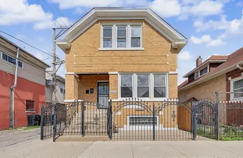 Rehabbed Brick 2-Flat Duplex