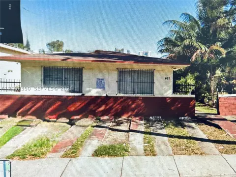 Four-Unit Apartment Building