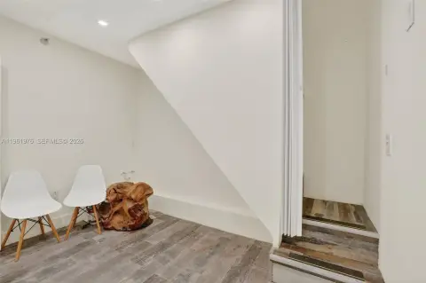 Salon Suite in Prime Location